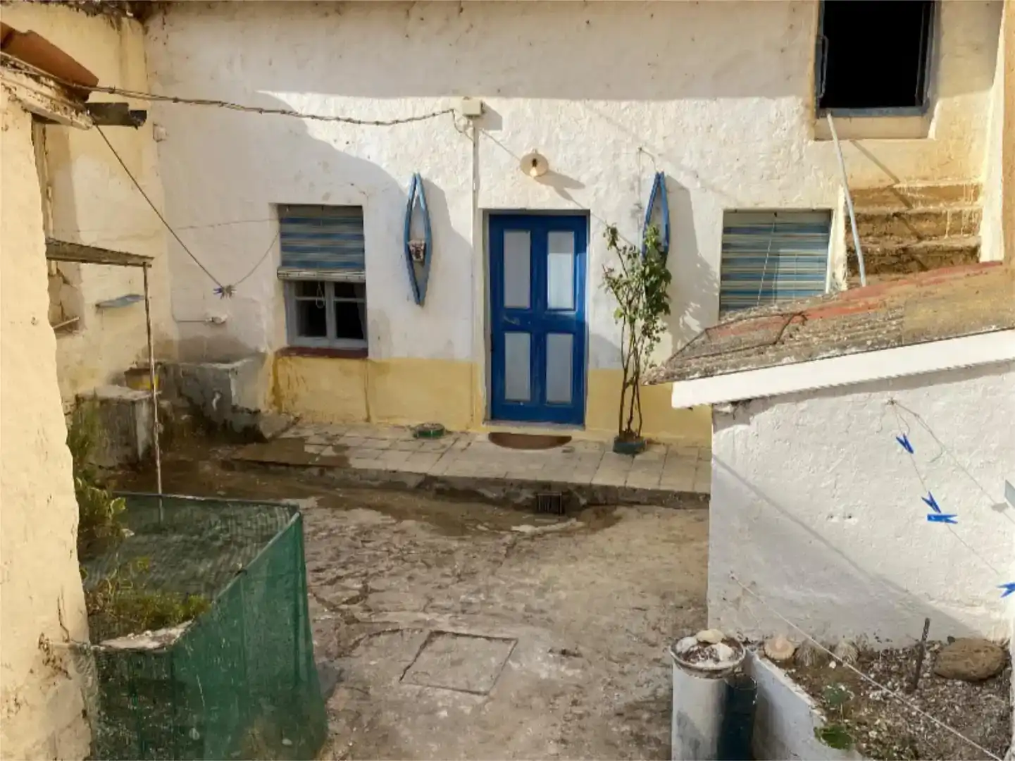 Vista exterior de Planta baja en venta en Sahagún