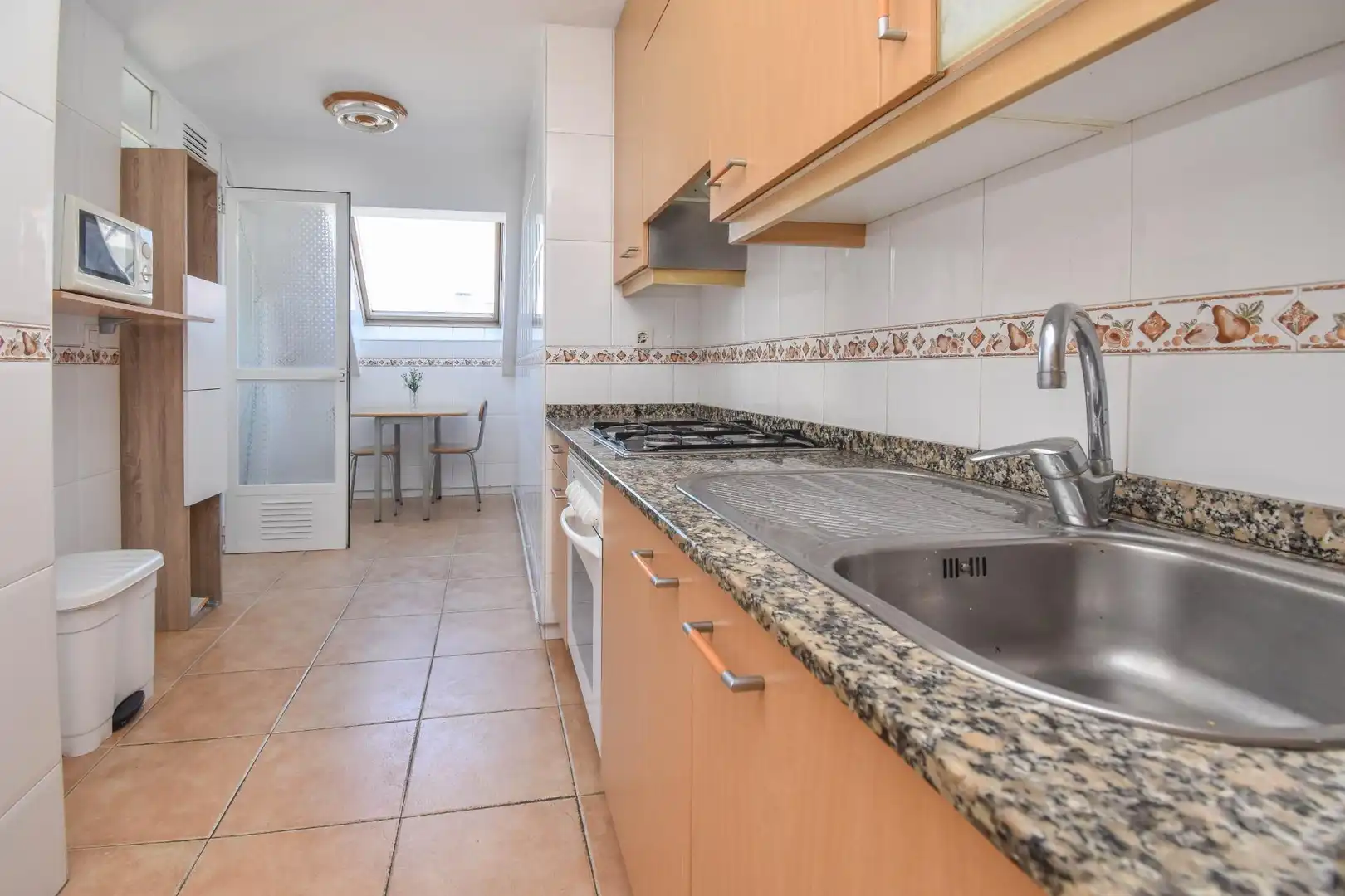Kitchen of Flat for rent in Culleredo  with Heating, Storage room and Balcony