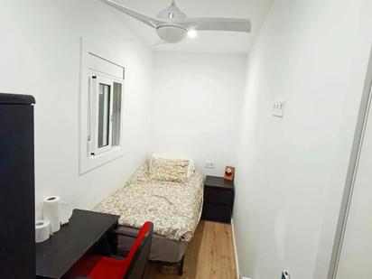 Flat to share in N/A, Collblanc