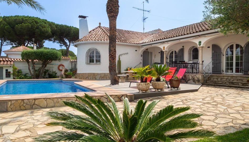 Foto 1 de Casa o chalet en venta en Calle Mallols, Riells, Girona