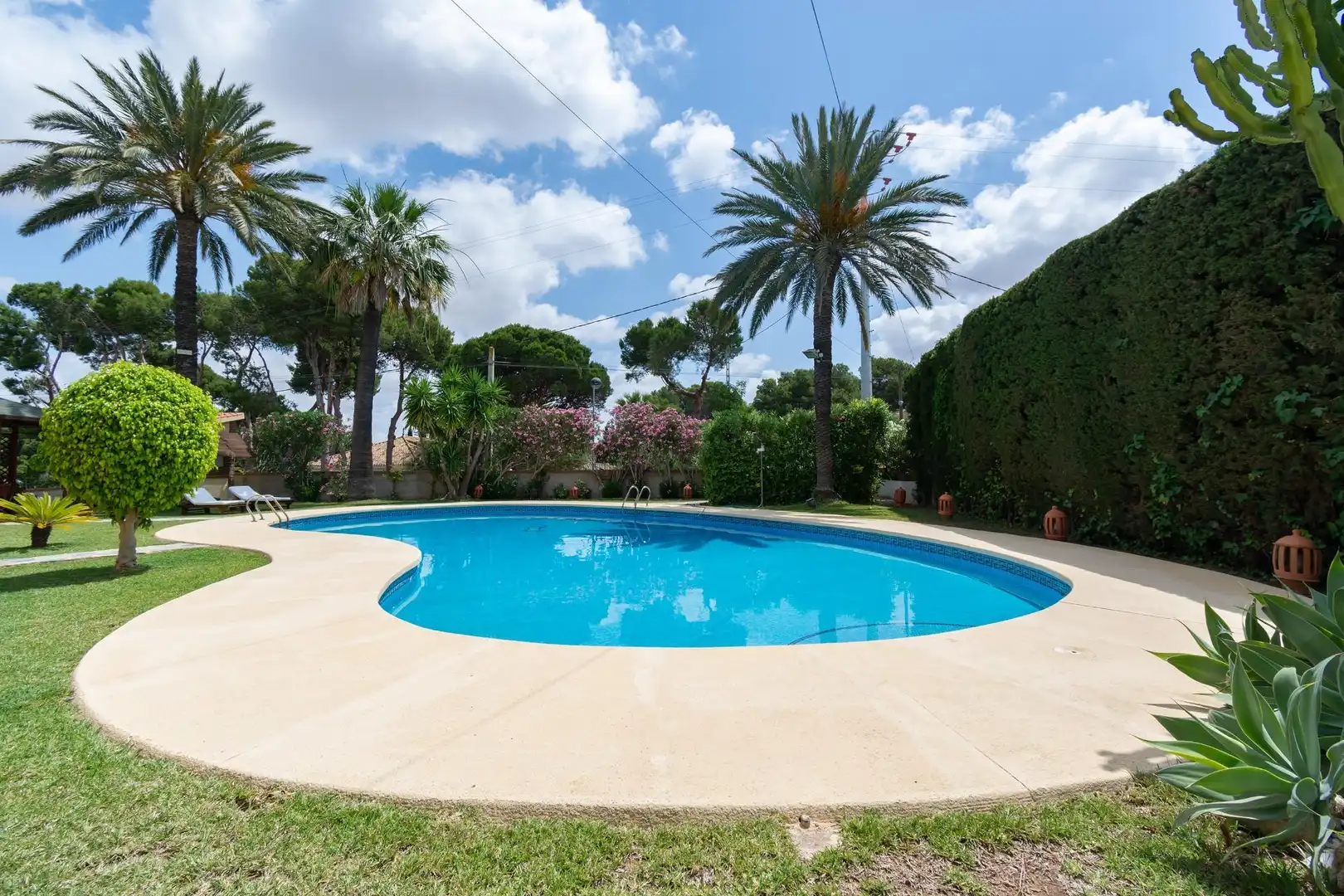 Piscina de Casa o xalet en venda en Cartagena amb Aire condicionat, Calefacció i Jardí privat