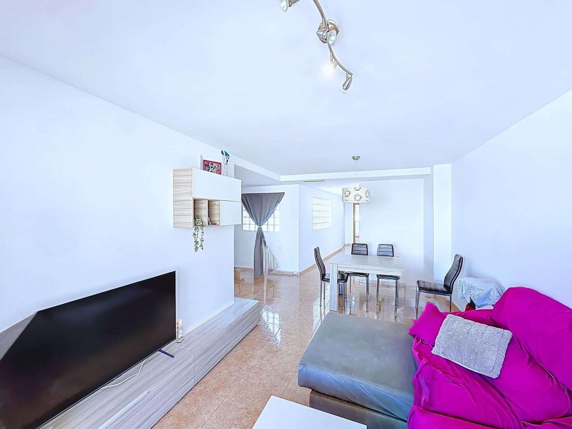 Living room of Flat for sale in Miramar  with Air Conditioner and Terrace