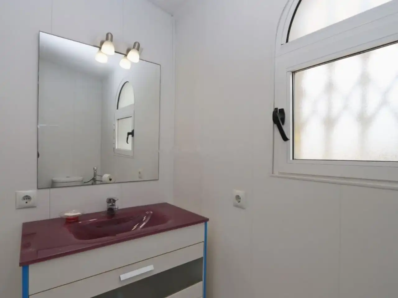 Bathroom of Houses for sale in Orihuela  with Air Conditioner, Heating and Private garden