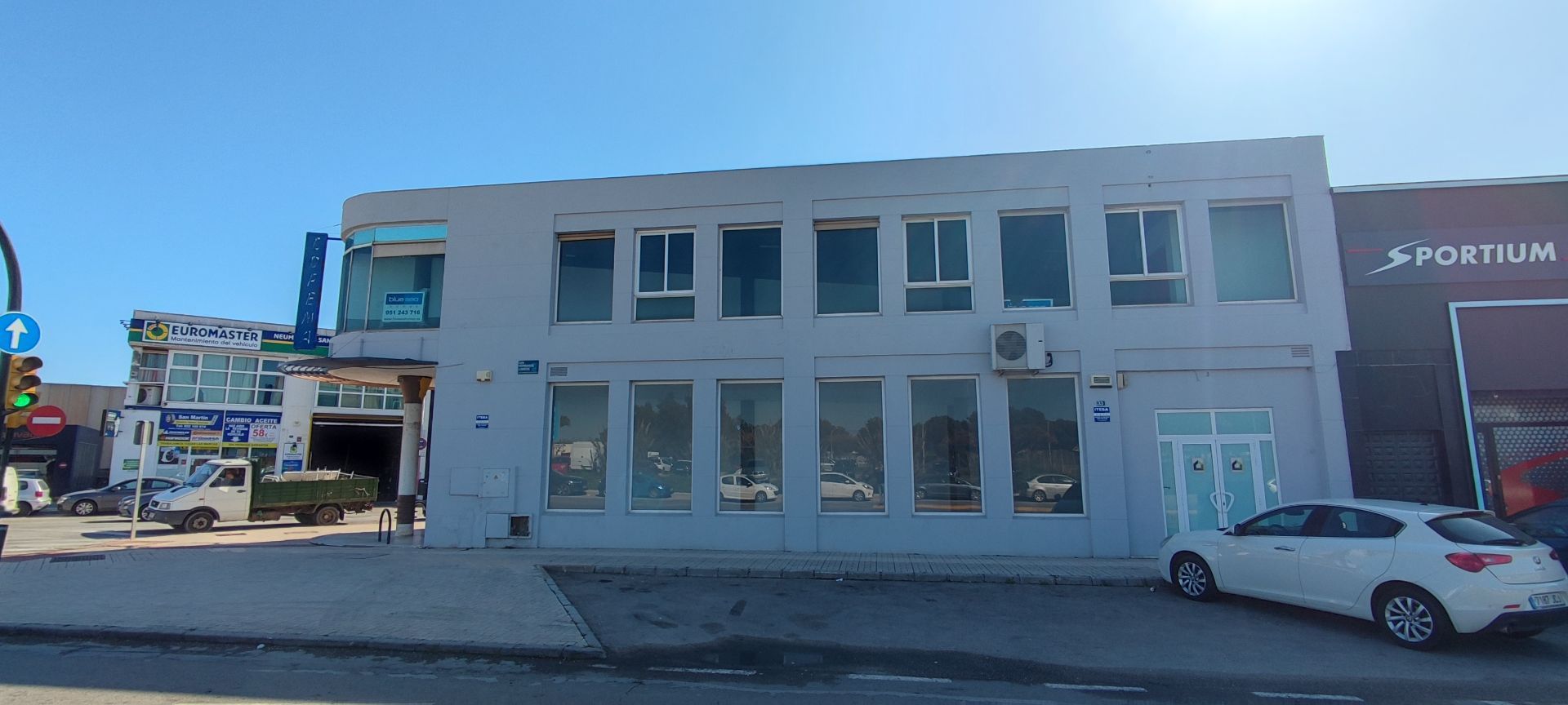 Exterior view of Premises to rent in Málaga Capital  with Air Conditioner and Terrace
