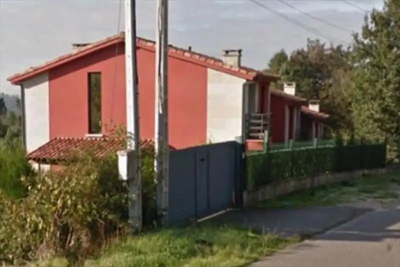 Vista exterior de Casa o xalet en venda en Ponteareas amb Terrassa i Traster