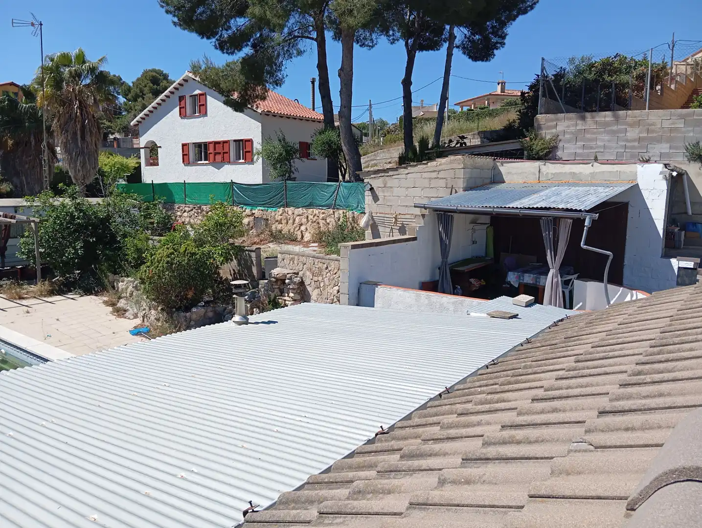 Vista exterior de Casa o xalet en venda en Bellvei amb Aire condicionat, Jardí privat i Terrassa