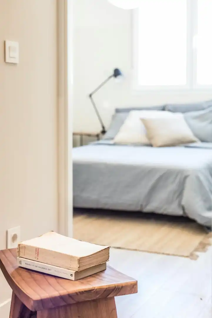Schlafzimmer von Wohnung zur Miete in Madrid mit Klimaanlage, Heizung und Möbliert