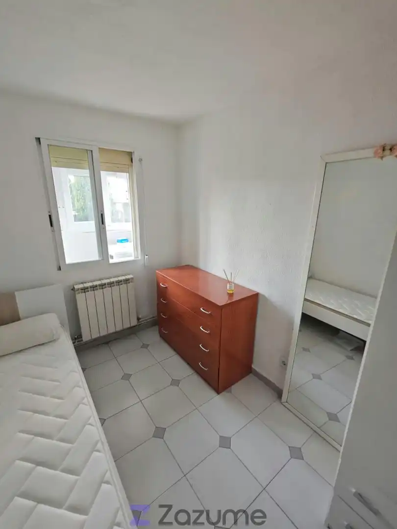 Bedroom of Flat for rent in Torrejón de Ardoz  with Air Conditioner, Heating and Parquet flooring