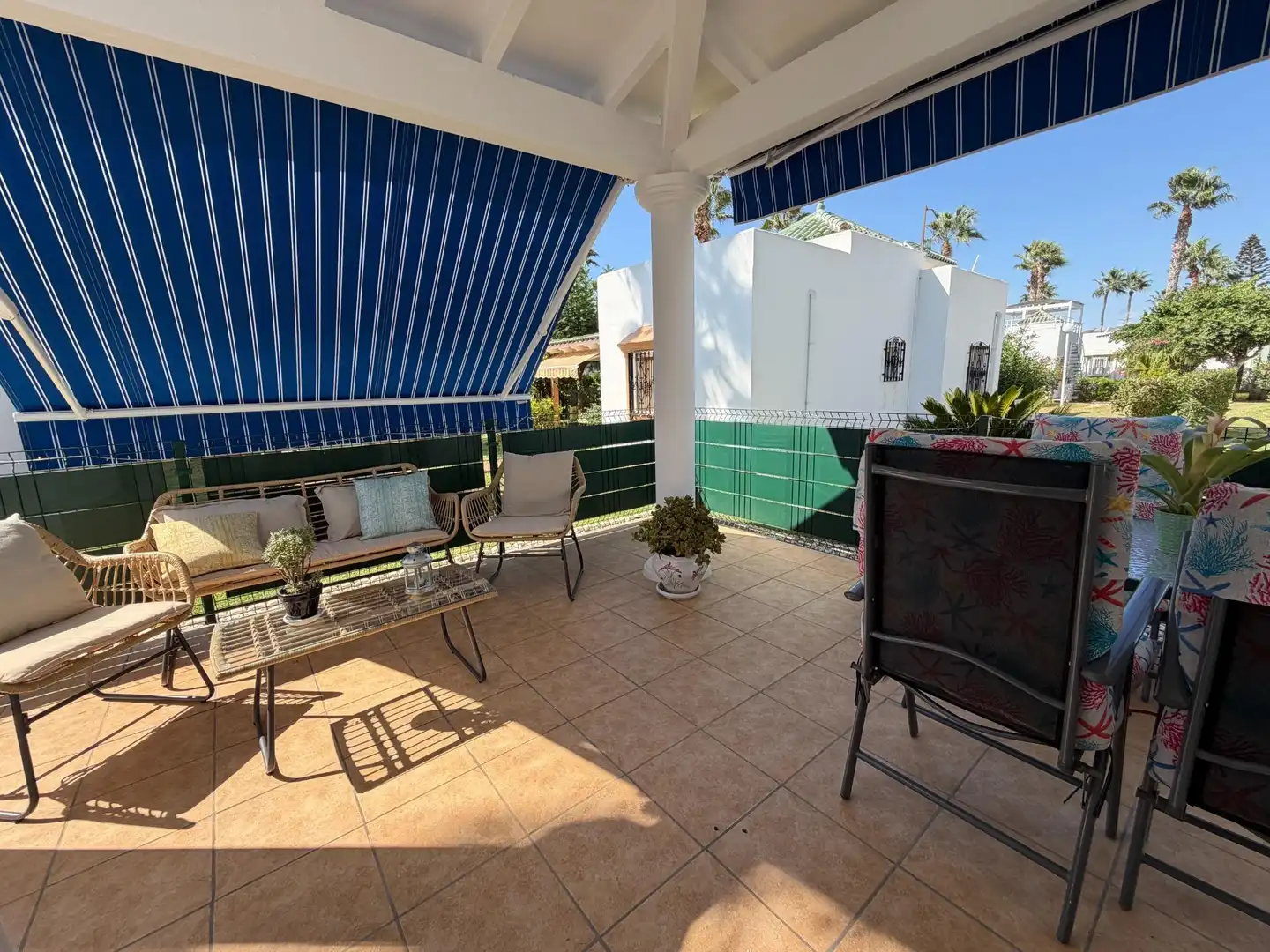 Casa adosada en venta en San Juan de los Terreros