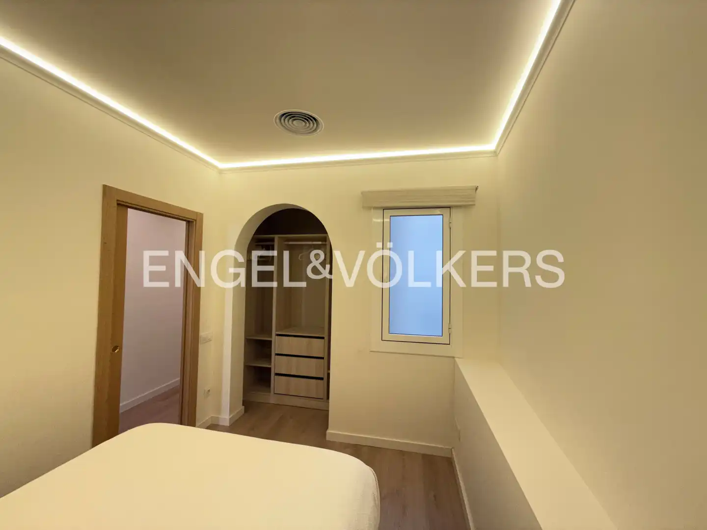 Flat for rent in Barcelona  with Air Conditioner, Heating and Parquet flooring