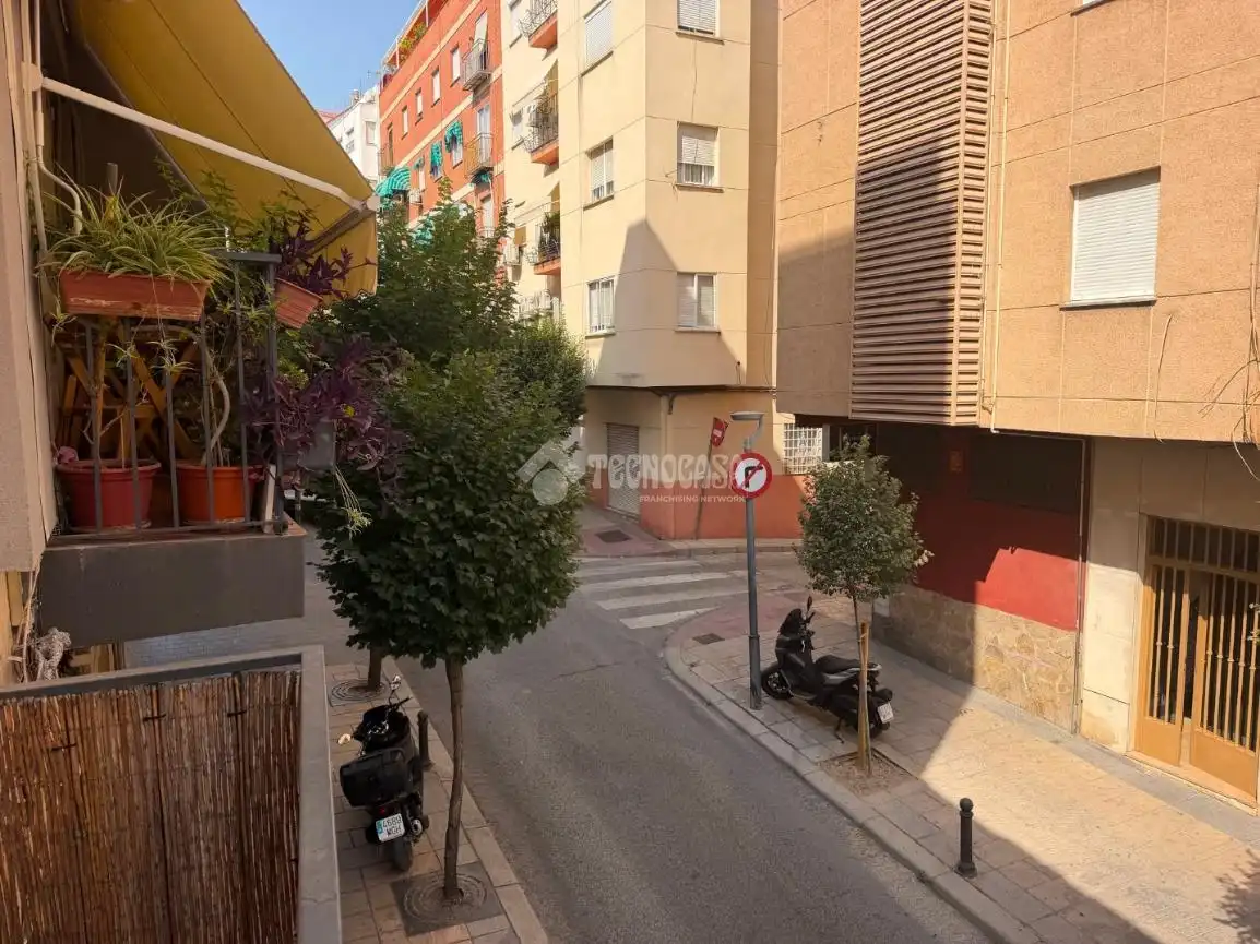 Vista exterior de Pis en venda en Jaén amb Aire condicionat, Moblat i Balcó