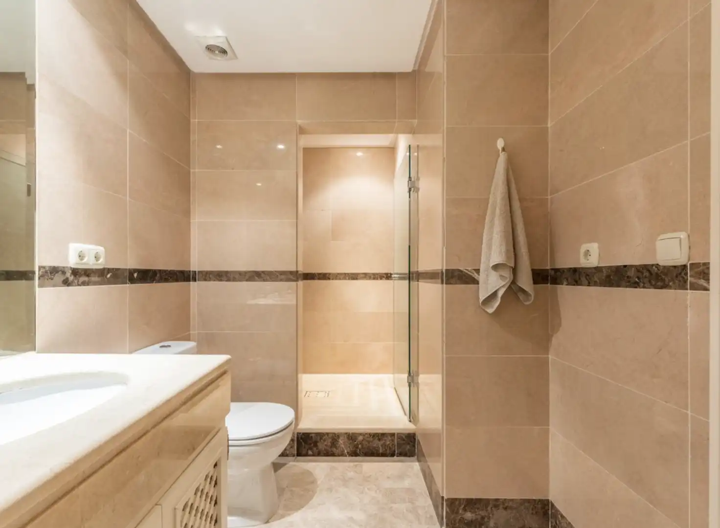 Penthouse with pool for sale in Nueva Andalucía, imagen 13