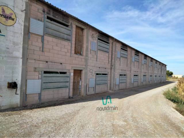 Nave industrial en Venta en Carrer Camí Estació en El Poal