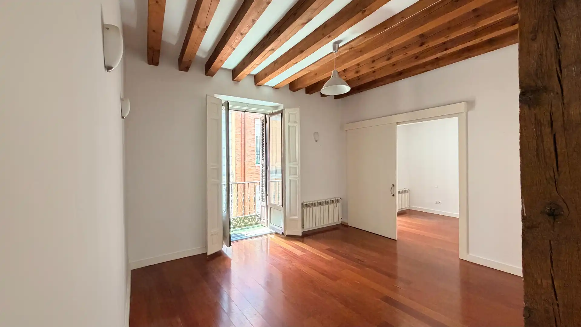 Living room of Flat for sale in Madrid  with Air Conditioner, Heating and Oven