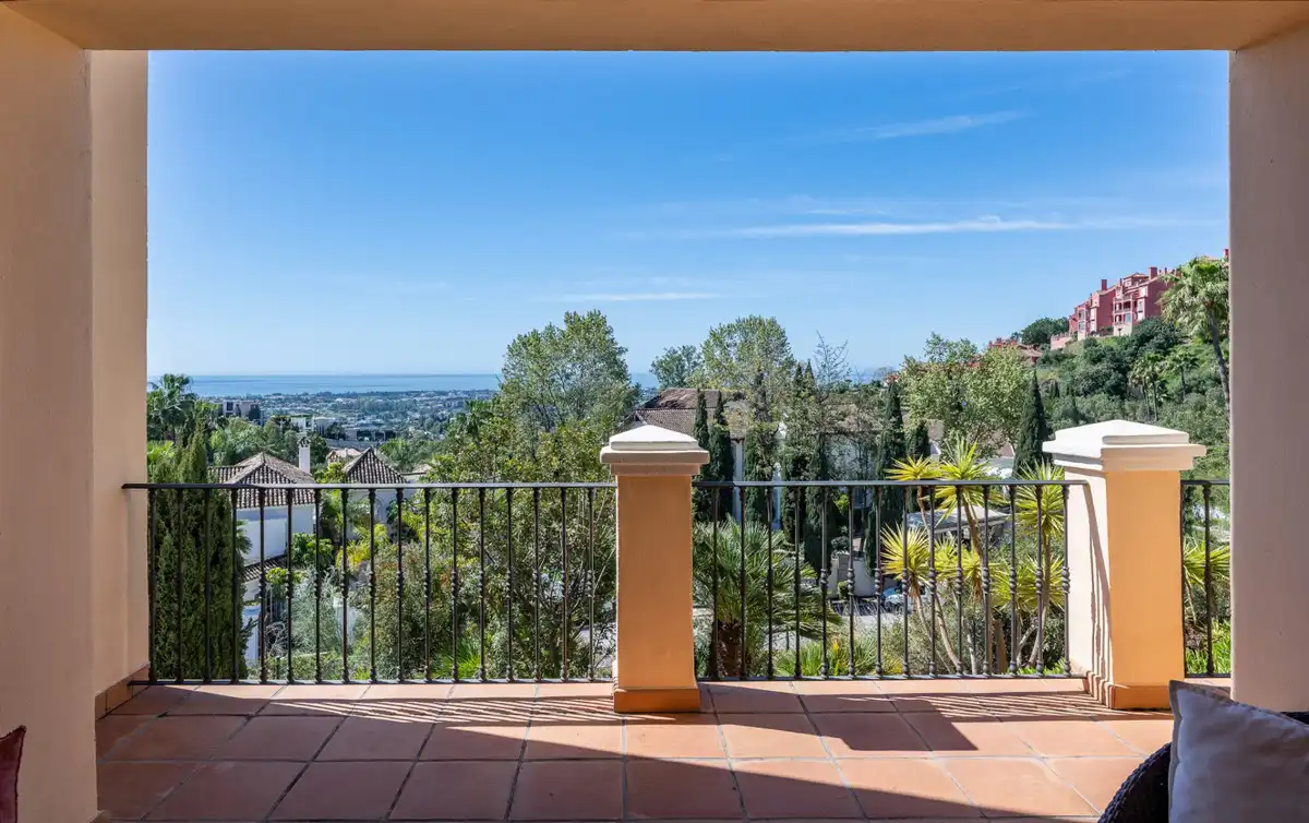 Piso con terraza en venta en Urbanizacion el Herrojo 2, imagen 46