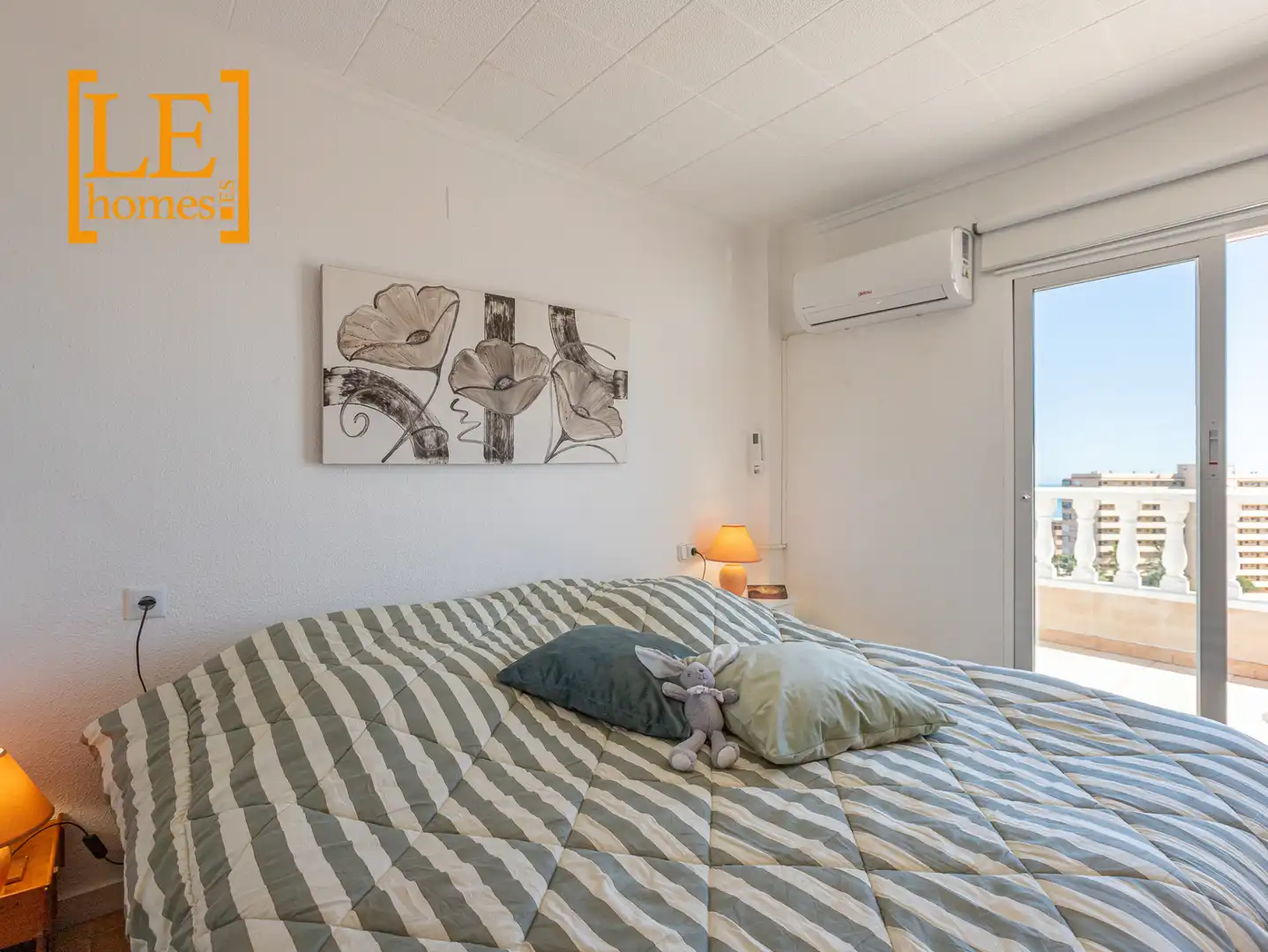 Dormitori de Dúplex en venda en Torrevieja amb Aire condicionat, Terrassa i Moblat