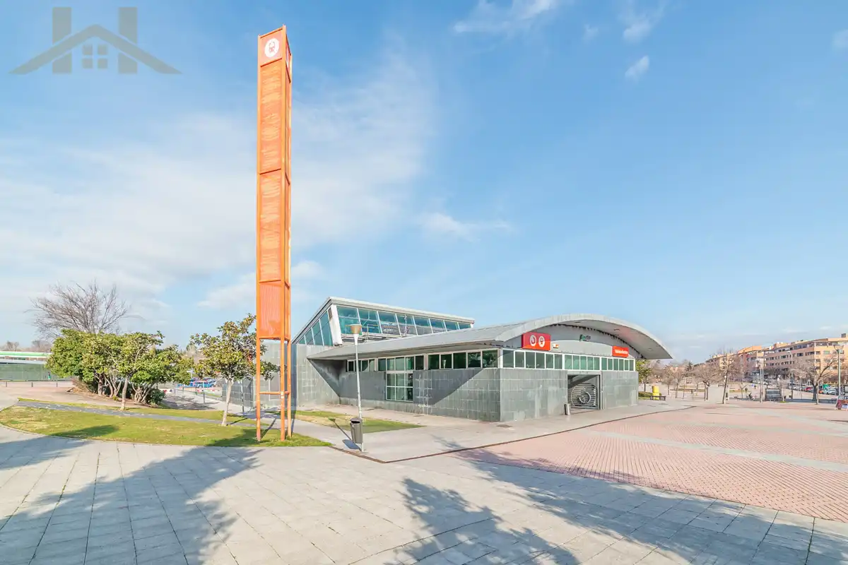 Vista exterior de Pis en venda en Alcobendas amb Aire condicionat, Calefacció i Parquet