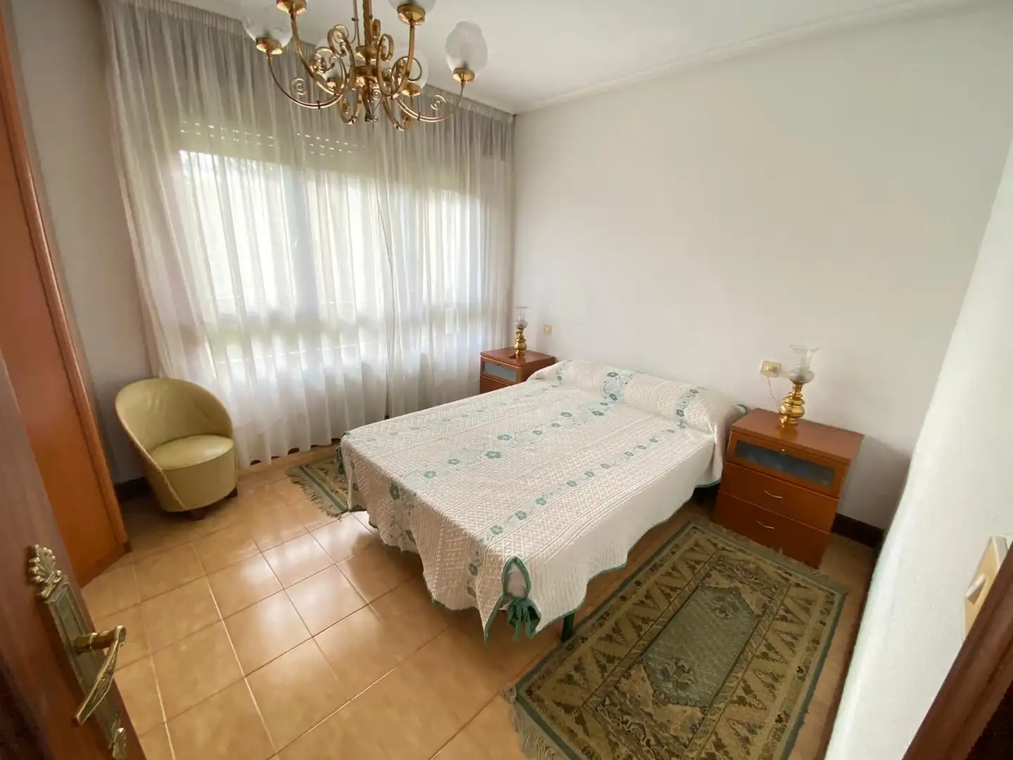 Dormitori de Casa o xalet en venda en Castro-Urdiales amb Calefacció, Jardí privat i Parquet