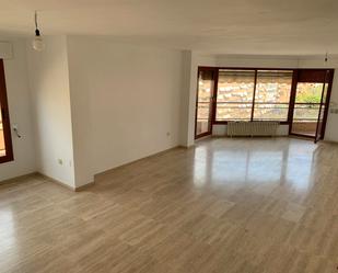 Flat to rent in Alicante / Alacant  with Air Conditioner, Heating and Pets allowed