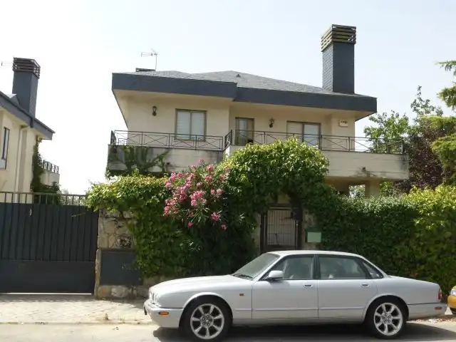 Vista exterior de Pis en venda en Torrelodones