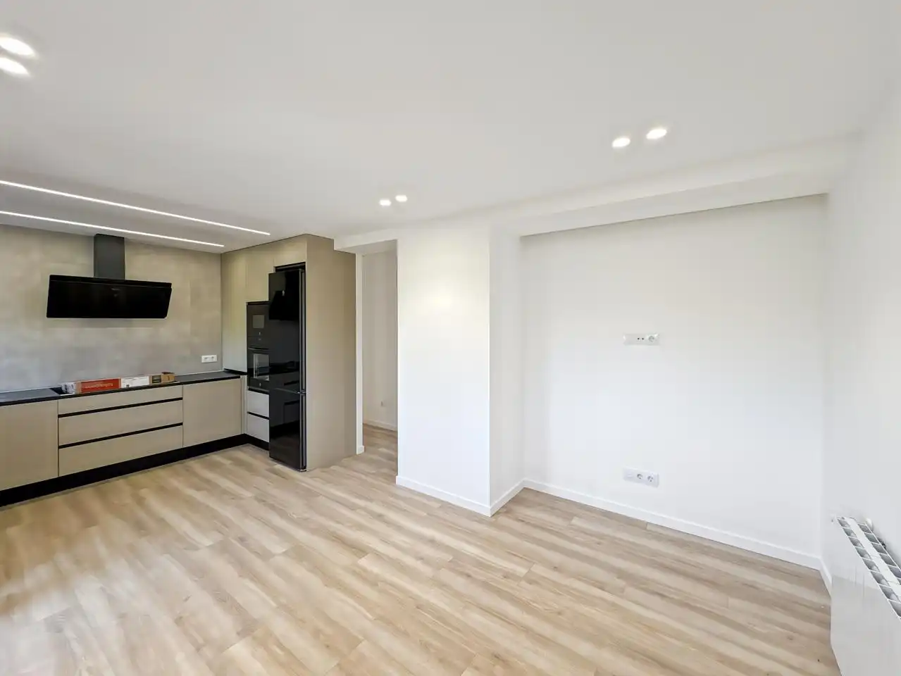Wohnung zum Verkauf in Leganés mit Klimaanlage, Heizung und Terrasse