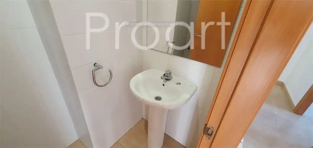 Bathroom of Flat for rent in Sant Celoni  with Air Conditioner, Heating and Storage room