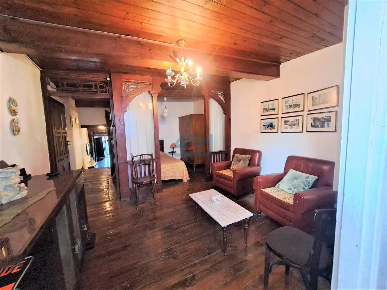 Sala d'estar de Casa o xalet en venda en Allariz amb Moblat i Balcó