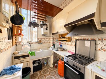 Flat for sale in Carrer de la Florista