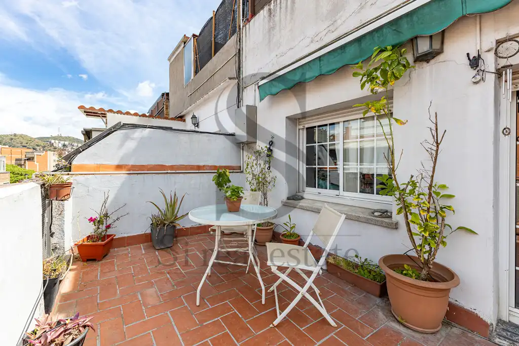 Terrasse von Dachboden zum Verkauf in Barcelona mit Klimaanlage und Terrasse