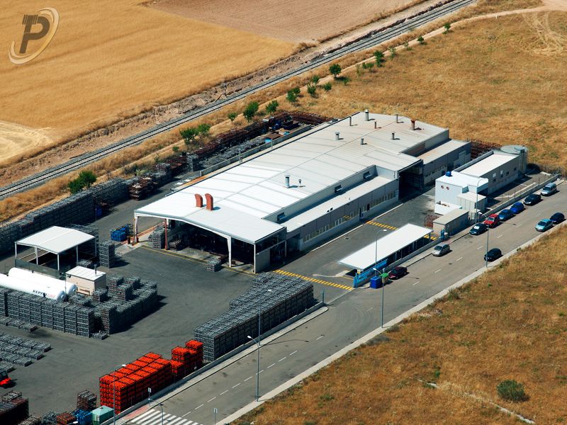 Vista exterior de Nave industrial en venta en Villarrubia de Santiago