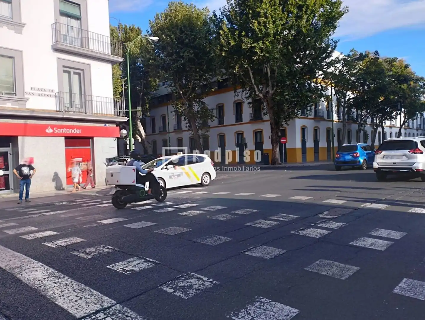 Vista exterior de Pis de lloguer en Sevilla amb Aire condicionat, Terrassa i Moblat