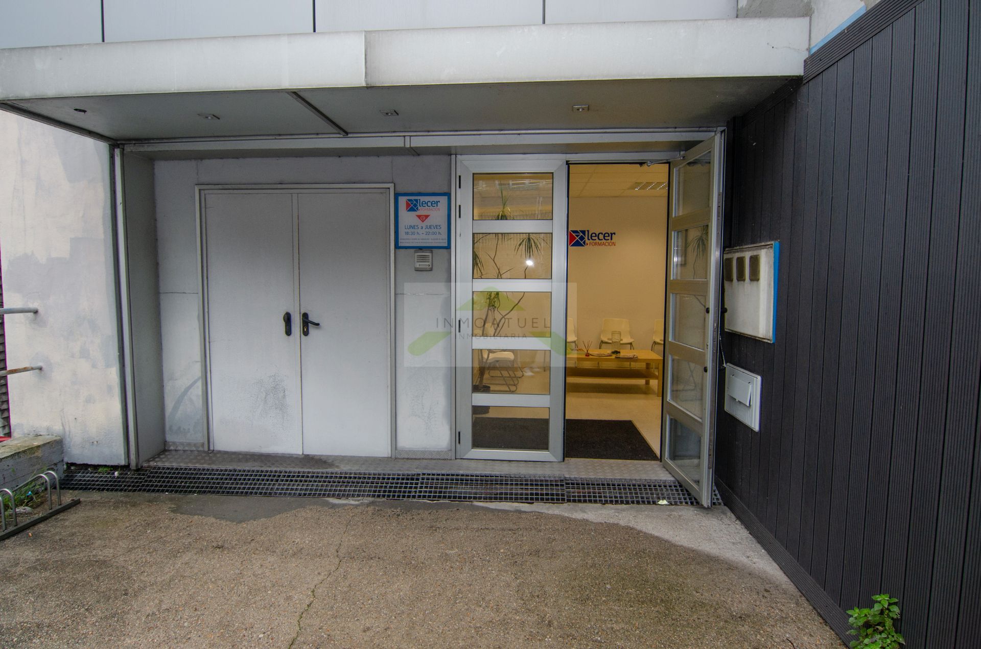 Premises to rent in A Coruña Capital   with Furnished