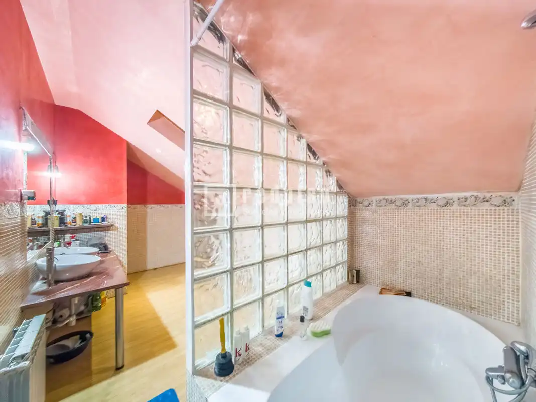 Baño de Casa o chalet en venta en Rivas-Vaciamadrid con Calefacción, Jardín privado y Trastero