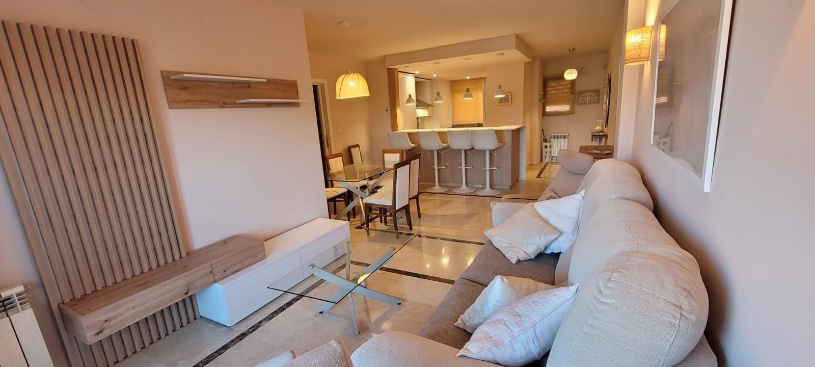 Living room of Flat to rent in  Granada Capital  with Heating, Storage room and Balcony