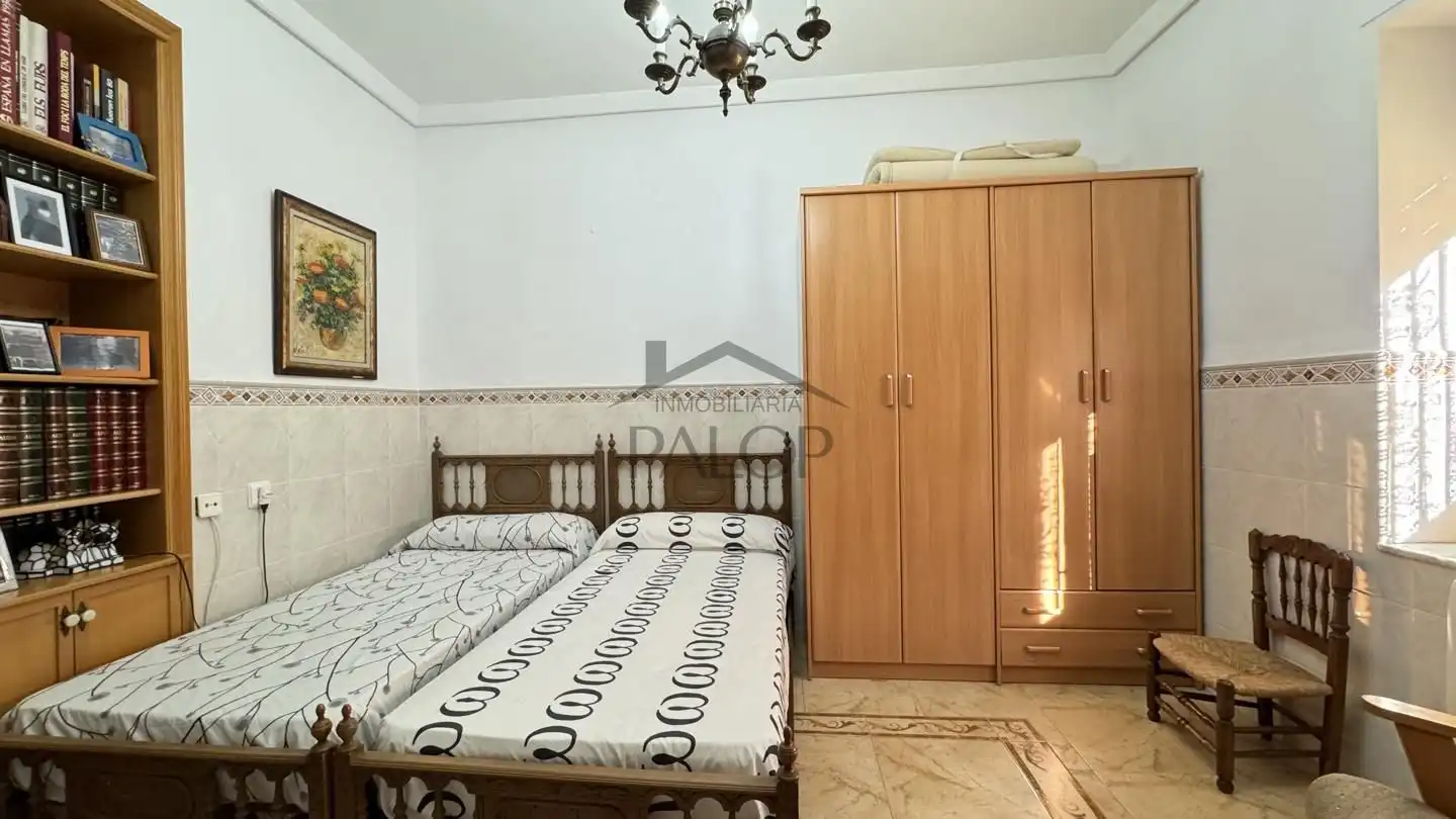 Bedroom of Houses for sale in La Pobla Llarga  with Private garden, Terrace and Storage room