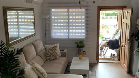 Foto 3 de Casa adosada en venta en Villamartín - Las Filipinas, Orihuela