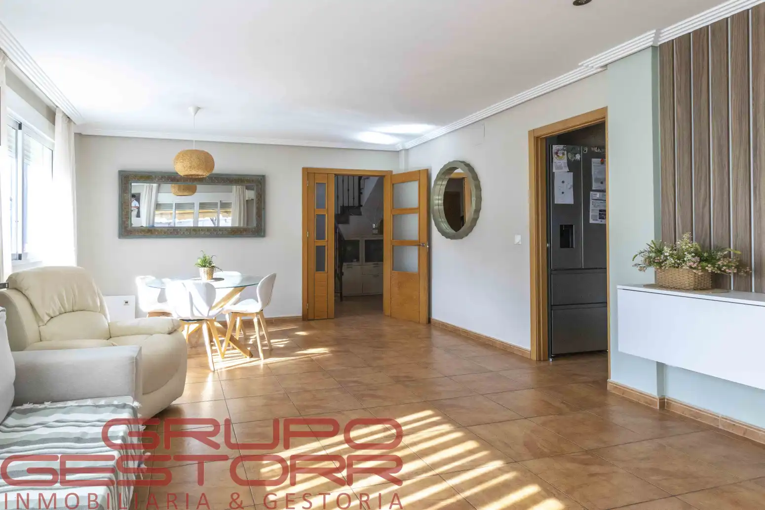 Sala d'estar de Casa o xalet en venda en Torrent amb Jardí privat, Terrassa i Traster