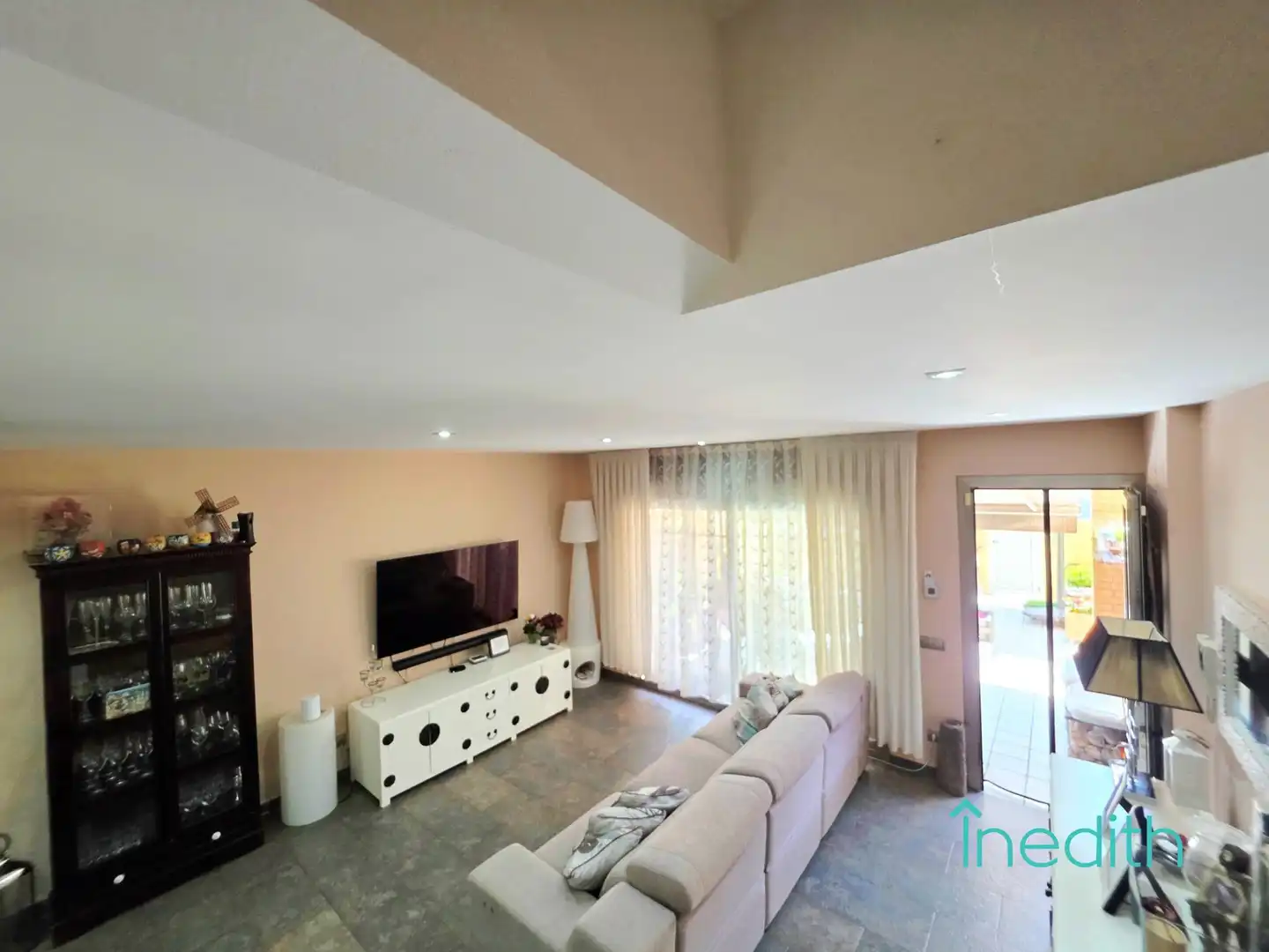 Living room of Houses for sale in Cubelles  with Air Conditioner, Heating and Private garden