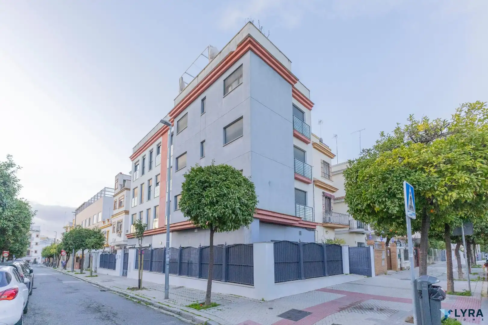 Exterior view of Flat for sale in  Sevilla Capital  with Air Conditioner and Furnished