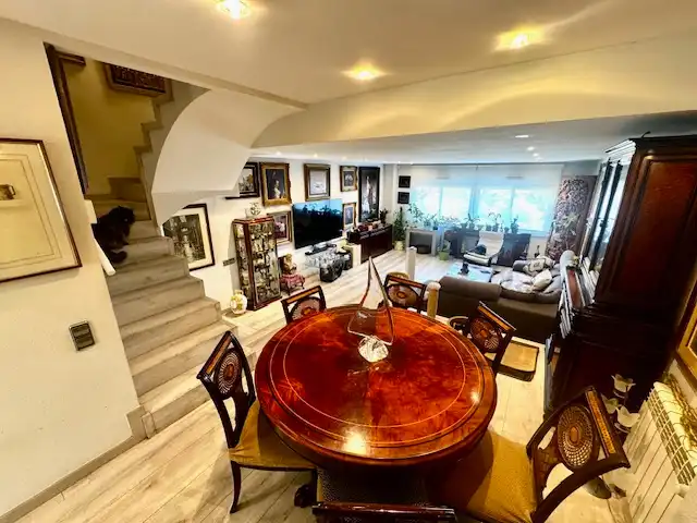 Casa adosada en venta en Sant Cugat del Vallès con Aire acondicionado, Calefacción y Parquet