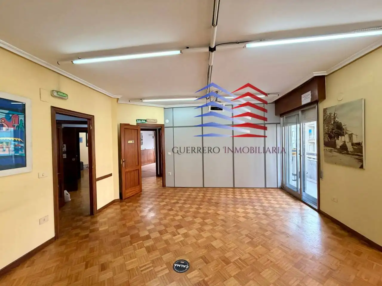 Piso en venta en Ourense Capital  con Calefacción, Trastero y Balcón