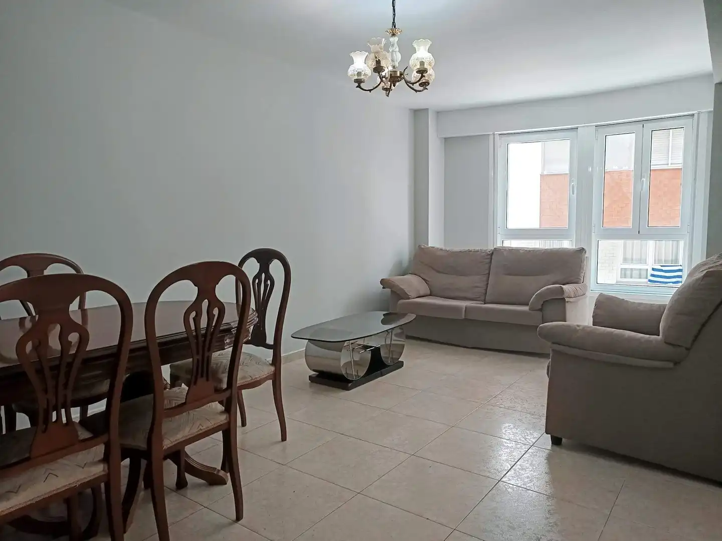 Sala de estar de Piso de alquiler en A Coruña Capital  con Amueblado