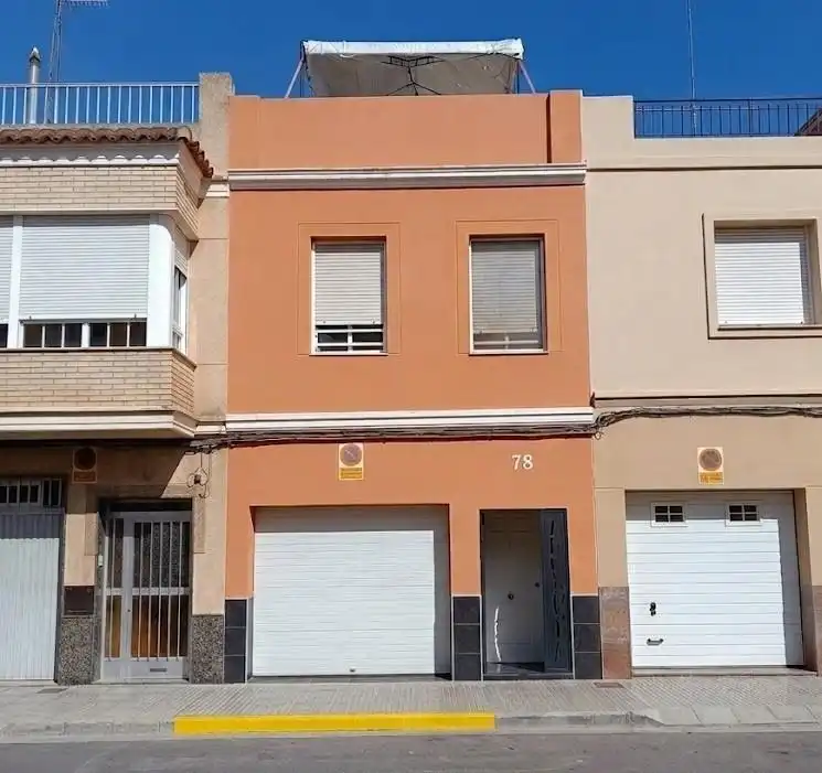 Vista exterior de Casa o chalet en venta en Alzira con Aire acondicionado, Calefacción y Terraza
