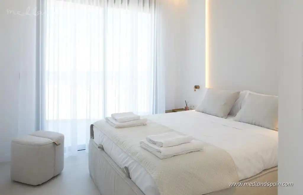 Dormitori de Apartament en venda en La Manga del Mar Menor amb Aire condicionat, Calefacció i Terrassa