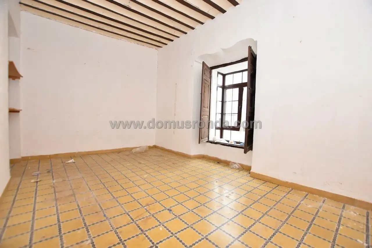 Menjador de Edifici en venda en Ronda