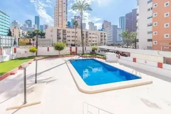 Apartament amb piscina en venda a Calle Calle Gerona 48, imagen 12