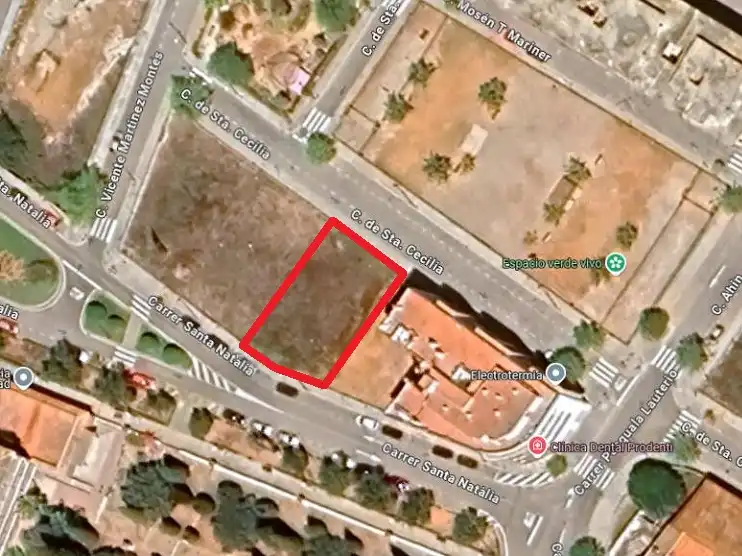 Residential land for sale in Carrer Santa Cecília 77