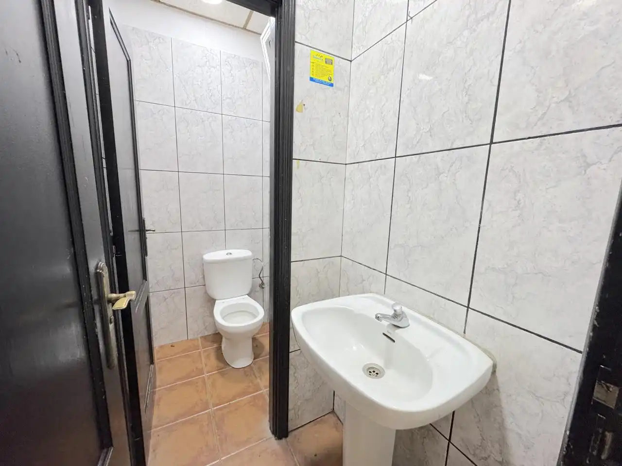 Bathroom of Commercial properties for sale in San Cristóbal de la Laguna
