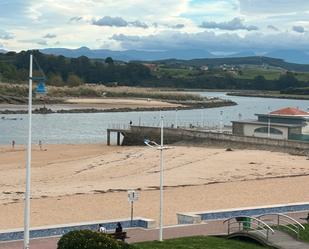 Vista exterior de Dúplex en venda en Suances amb Calefacció, Parquet i Terrassa