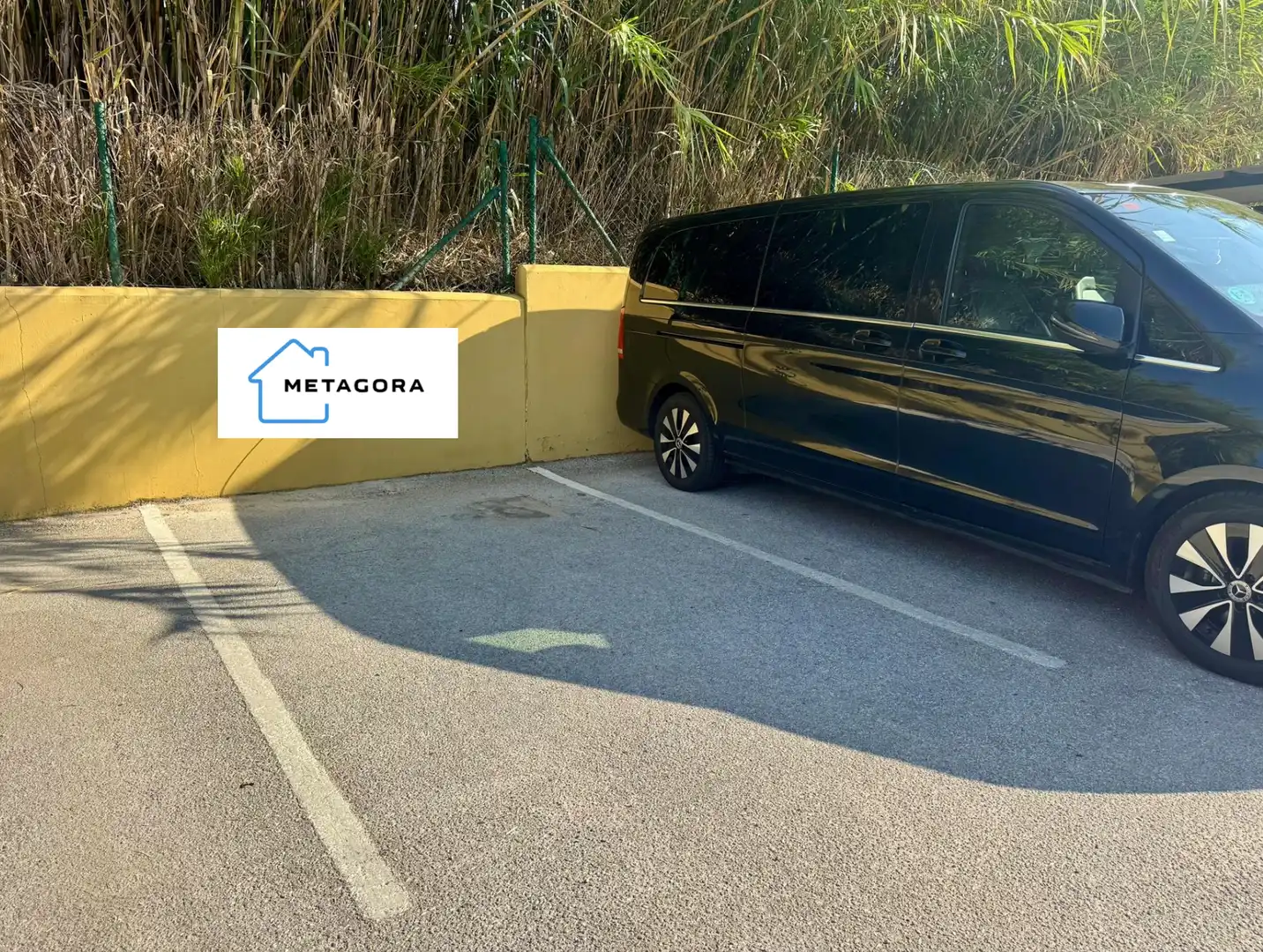Parking de Piso en venta en Estepona con Aire acondicionado, Calefacción y Terraza